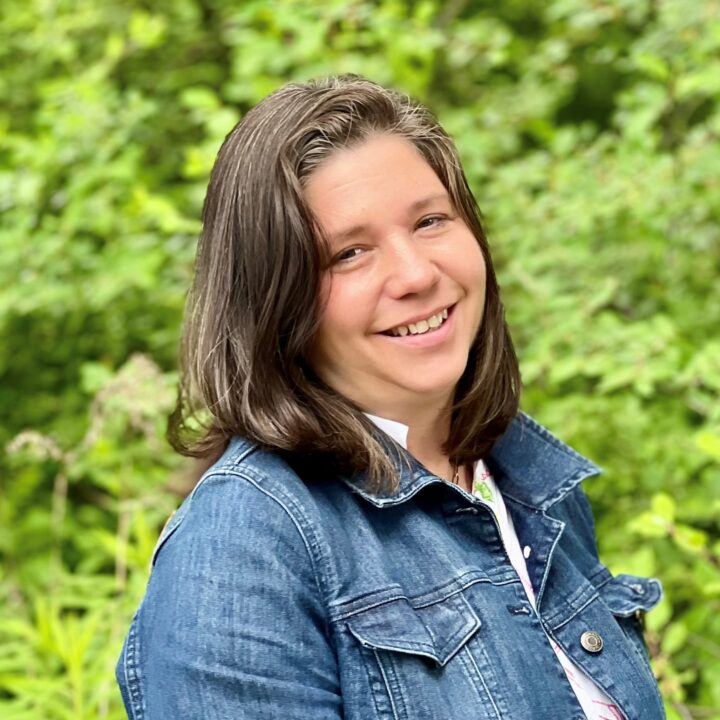 Celina Aiguier Headshot