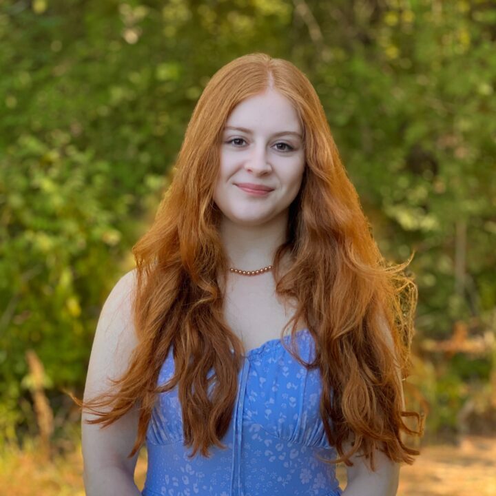Ainsley Headshot